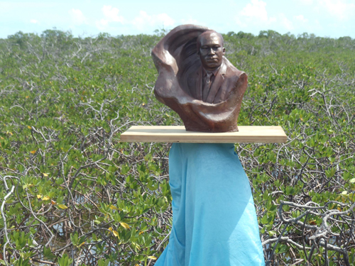 Bimini-Statue.jpg