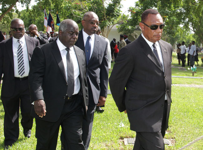 CHARLES_MAYNARD_FUNERAL_AUG_24__2012______02228.jpg