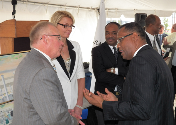 Dr._Darville_at_Emera_opening_002.JPG