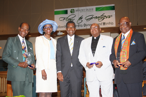 Honoree_James_Moss__CG_Jackson__Min._Fred_Mitchell__Honoree_Canon_Rev._Marquess-Barry_and_Honoree_Rev._James_Roker.JPG