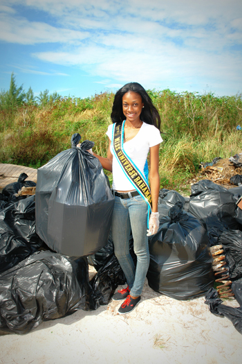 Miss_Bahamas_volunteers_during_International_Coastal_Cleanup.JPG