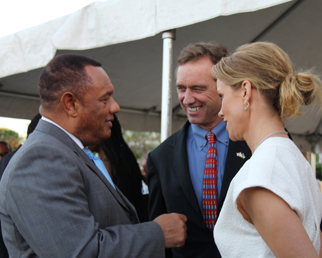 9-PM-Christie-share-light-moment-with-RFK-Jr-and-Cheryl-Hines-Jan-19-2013-Photo-by-Azaleta.jpg