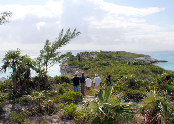 2_Group_touring_at_the_top_of_LHP_Eleuthera_by_Azaleta.jpg