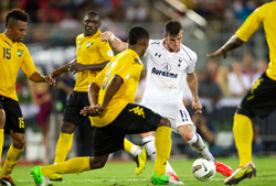 Jamaica's Reggae Boyz and English Primer League team Tottenham Hotspur played to 0-0 draw in an exhibition game at the Thomas A Robinson National Stadium In the Bahamas.