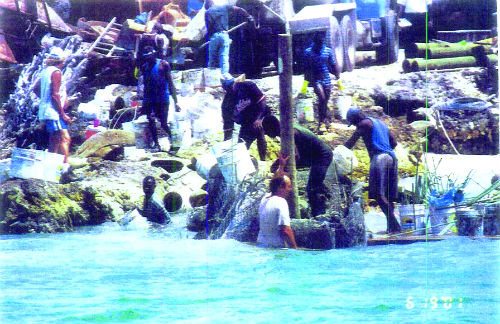 30-close-up_of_southeastern_artificial_reef_construction.jpg