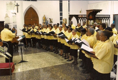 The_Anglican_Chorale_at_CCC_in_yellow_shirts.jpg