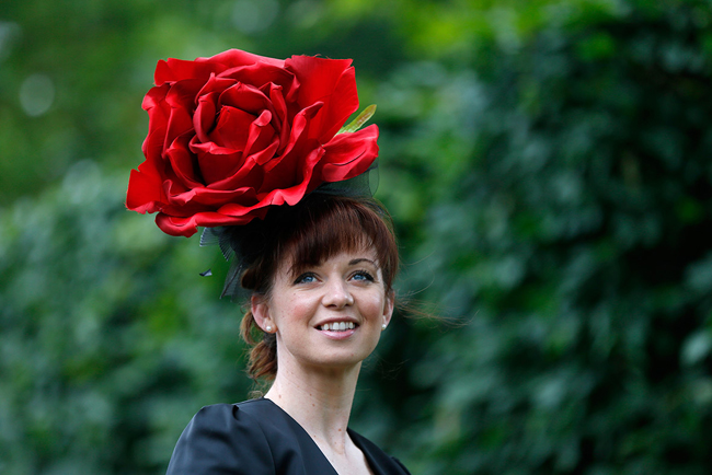 ascot-hat-rose-REUTERS.jpg