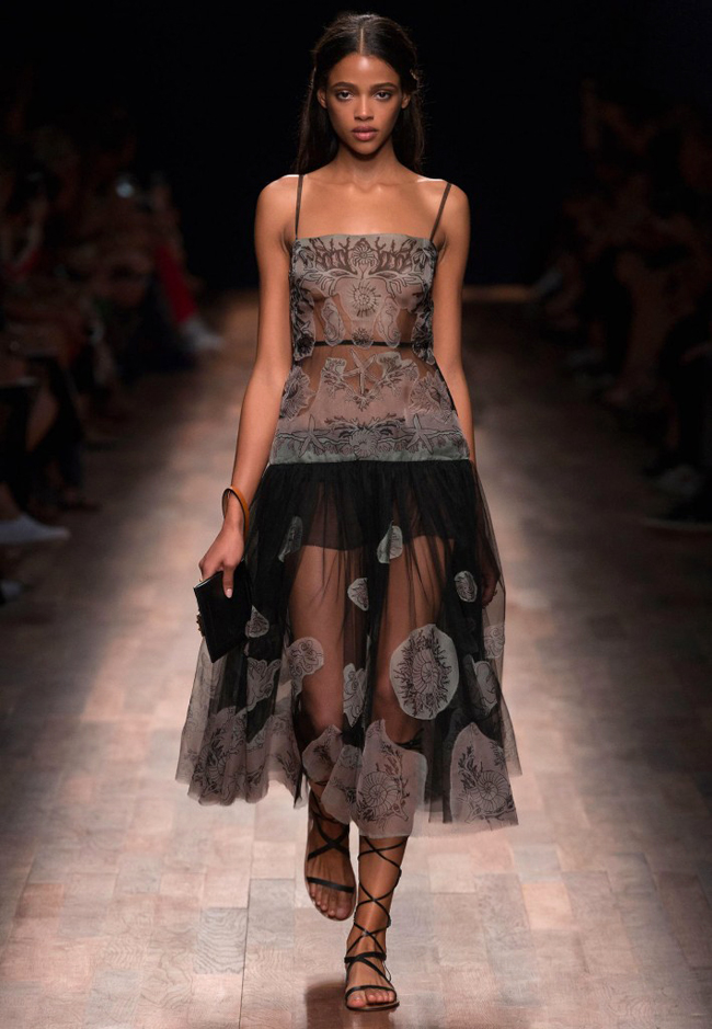 1-Valentino-sheer-ss15-709x1024.jpg