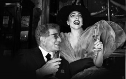 TonyBennett_LadyGaga_Photo_Only_BW.jpg