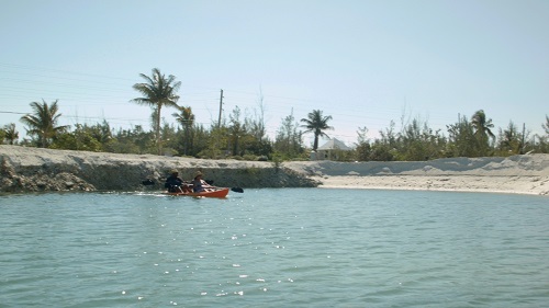 kayaking_08.jpg