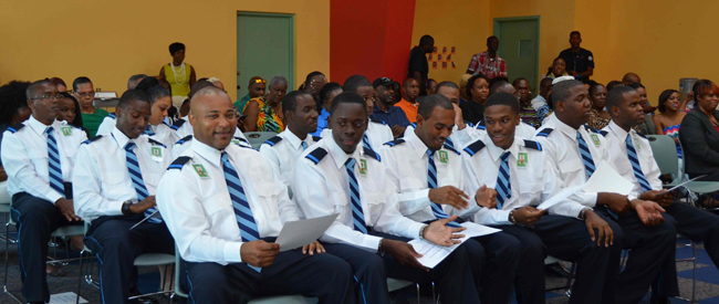 2015-Graduating-class-of-Airport-Security-Officers-_BIS-Photo-_-Gena-Gibbs_.jpg