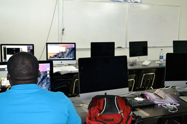30-new-Mac-computers-installed-in-the-School-of-Communication.jpg
