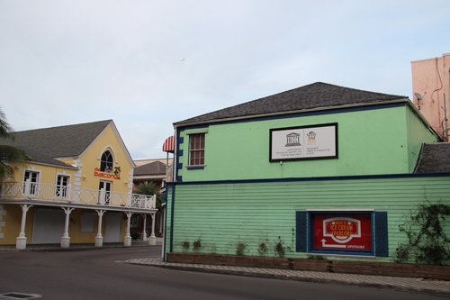 Downtown-Nassau-Sign.jpg