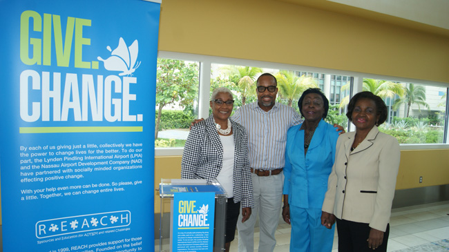 NAD-Donates-to-REACH-and-Persis-Rodgers-Home-For-The-Aged.jpg