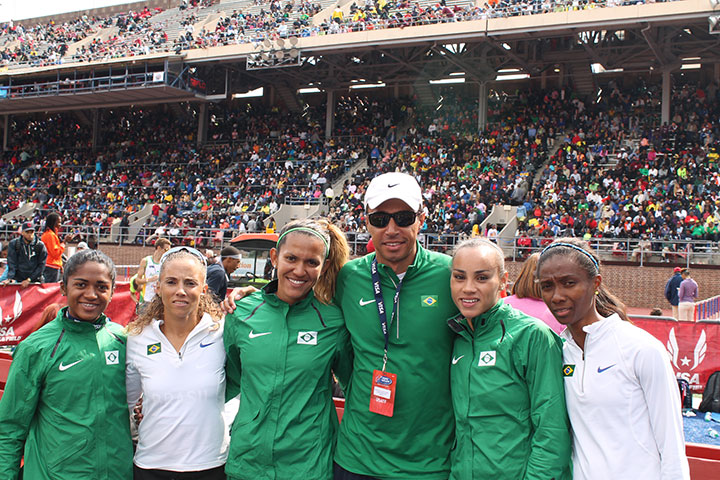Brazilian-coach-Sanderlei-Parella-with-his-4x400m-relay-team-at-the-2014-Penn-Relays_-courtesy-of-Alpheus-Finlayson.jpg