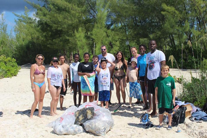 EARTHCARE_volunteers_at_Underwater_Cleanup_of_Discovery____Bay.jpg