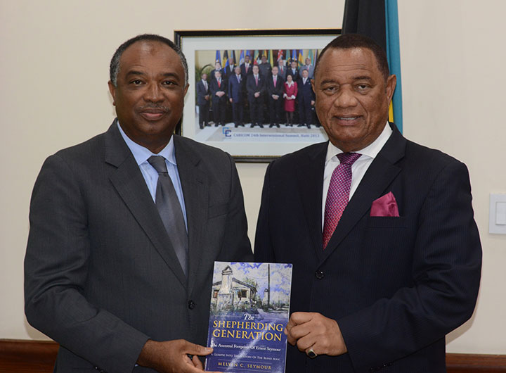 PS-Melvin-Seymour---Presents-Book-to-PM.jpg