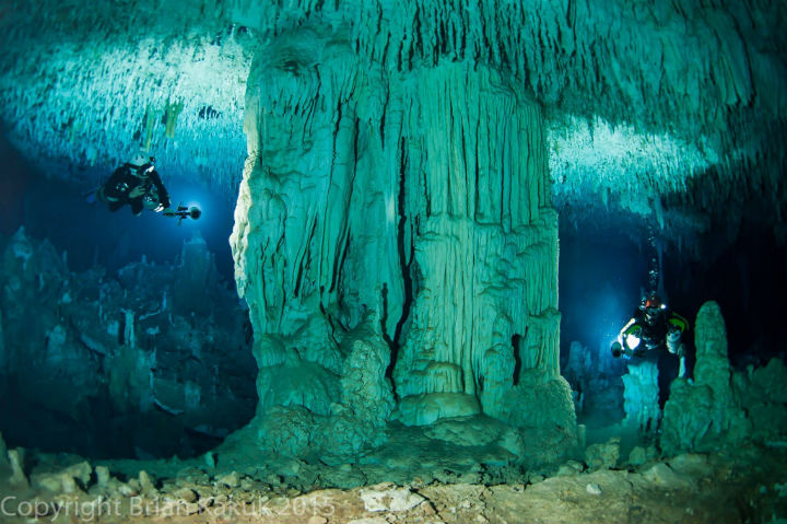 Photo_1-Divers_explore_Cave_Formations_in_South_Abaco_Blue_Holes_National_Park.jpg