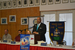 President_Smith_addresses_Rotary_1-small.jpg