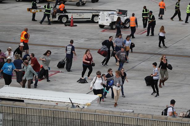 Shooter-Opens-Fire-In-Baggage-Claim-Area-At-Fort-Lauderdale-Airport_2.jpeg