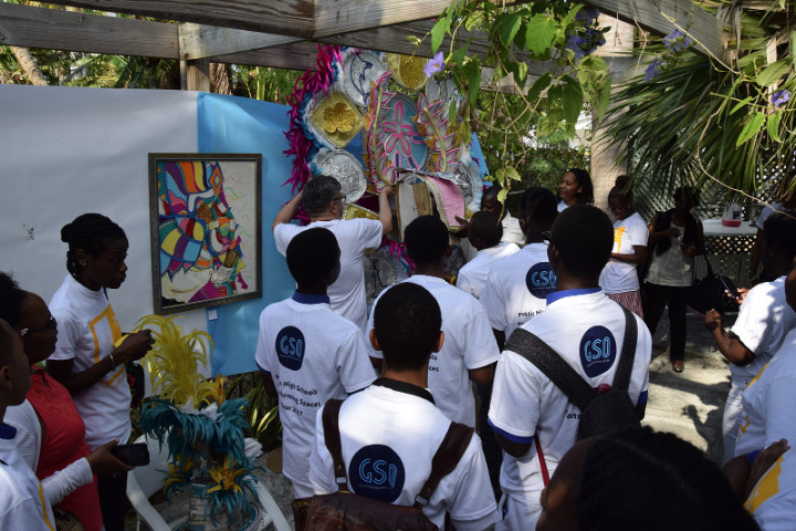 4_-_Art_Students_learn_about_the_original_drawings_and_costumes_for_the_Genesis_Junkanoo_Organizations_2016_season.jpg