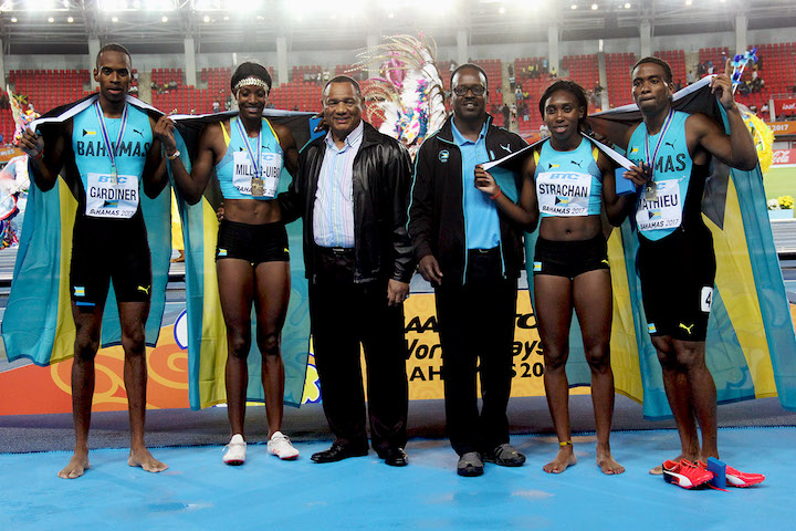 Gold_Medal_in_Mixed_Relay.jpg