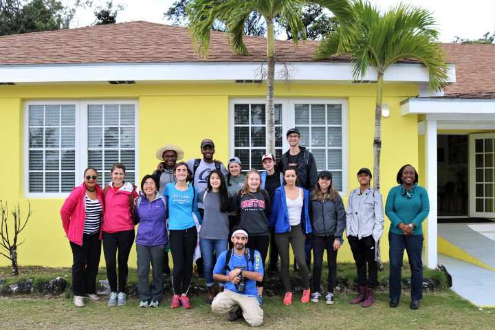 Students_from_the_University_of_Maryland_visit_BAMSI_College_in_North_Andros_1.jpg