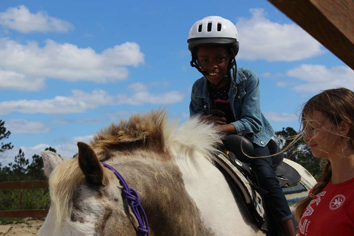 Tylea-Manchester-riding-a-horse-at_Ol_Freetown-Farm.jpg