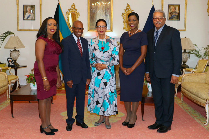 Bahamas_Press_Club_Courtesy_Call_on_the_Governor_General_1_.jpg