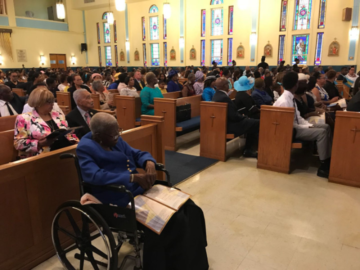 Bahamians_worshiping_at_Ecumenial_service_2018.jpg