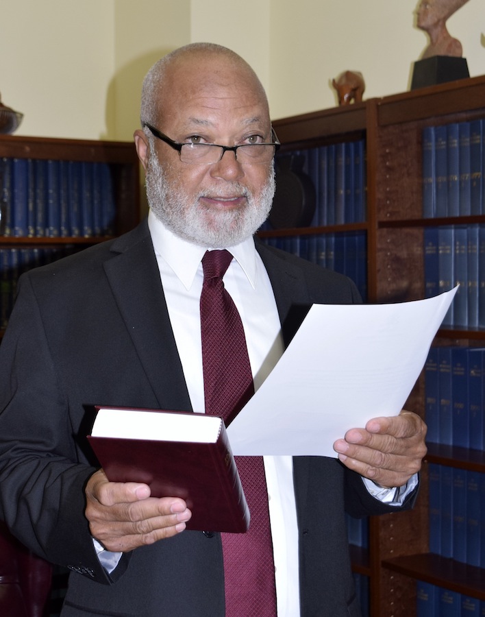 Chief_Justice_Swearing_in_of__Ernie_Wallace_April_12__2019__Photo_by_Derek_Smith___326639.jpg