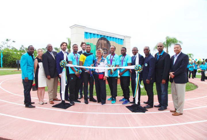 GROUP_SHOT-RIBBON_CUTTING_1.jpg