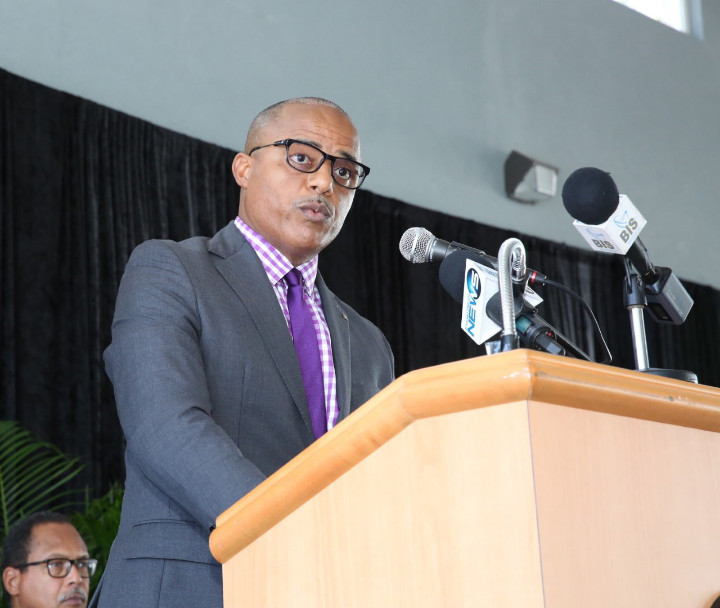 MINISTER_MARVIN_DAMES_1__1_.jpg