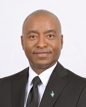 Minister_Darren_Henfield.jpg