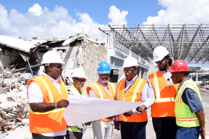 Photo_Caption-NAD_Begins_Demolition_of_Old_Domestic-Int_l_Terminal_At_LPIA.jpg