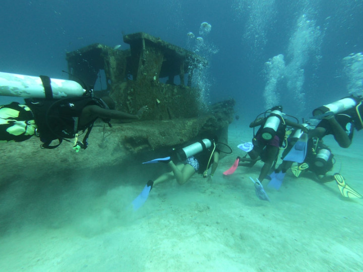 Rangers_Dive_Photo_2.jpg