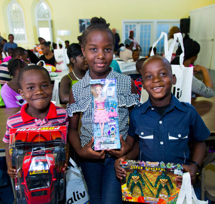 St._Andrew_s_Kirk_Children_s_Christmas_Party_-_l-r_-_Brandon_Brennen__Ca.jpg