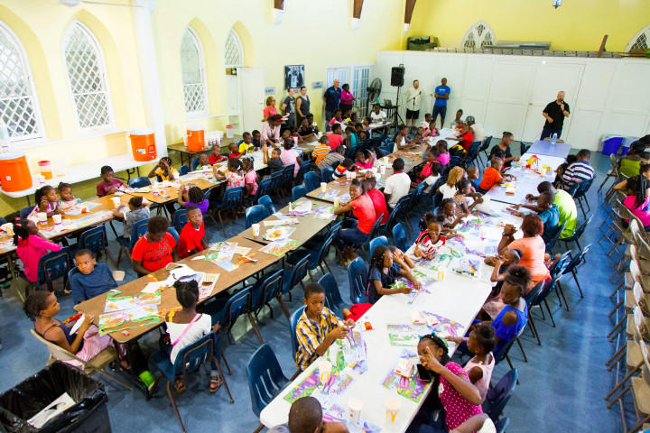 St._Andrew_s_Kirk_hosts_their_annual_Children_s_Christmas_Party_2.jpg