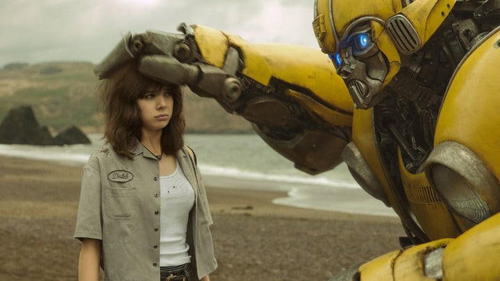 bumblebee-review-22-720x720_1_.jpg