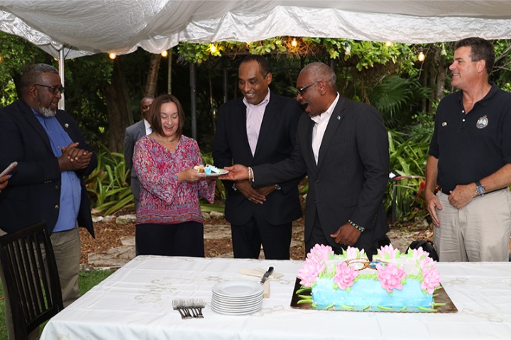 Cake_cutting_2R0A9413.jpg