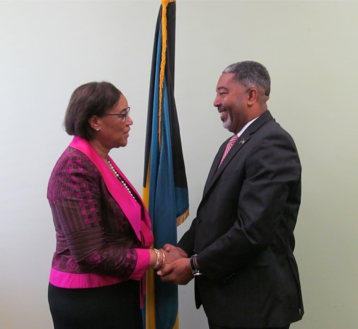 Commonwealth_Secretary_General_Greets_Minister_of_Social_Services-2.jpg