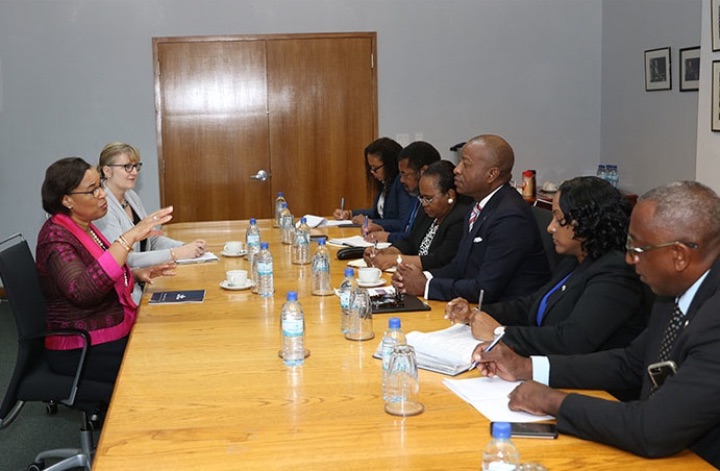 Commonwealth_Secretary_General_in_meeting_at_Foreign_Affairs_2.jpg