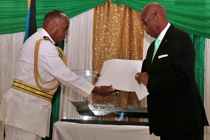 Governor_General_HE_the_Most_Hon._Cornelius_A._Smith__right__and_Commodore_King_During_RBDF_Change_of_Command.jpg