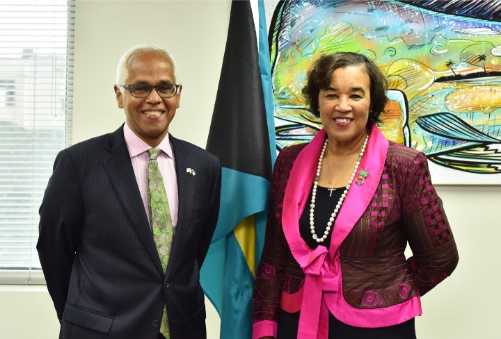 Minister_of_Tourism__and_the_Commonwealth_Secretary_General.jpg