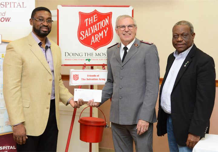 Salvation_Army_Launches_Red_Kettle_Campaign_with_Corporate_Donor_Doctors_Hospital_1.jpg