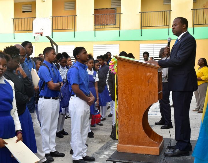 Senator_Jamal_Moss_Gives_Address_on_Majority_Rule_at_Government_High_School_Jan._13_2020.jpg