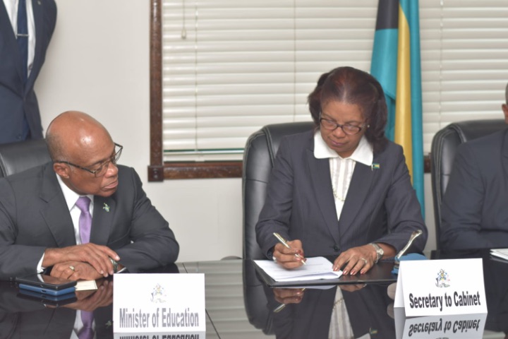 Signing_by_the_Government_of_The_Bahamas.jpg