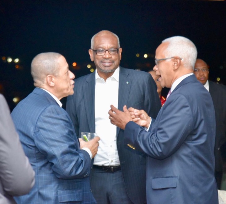 Tourism_Talks_-_Prime_Minister_Minnis__centre___Minister_of_Tourism_Dionisio_D_Aguilar__right__2.jpg