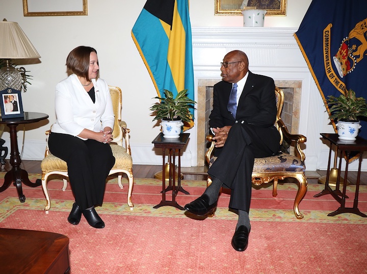 US_Charge_d_Affaires_Stephanie_Bowers_Chats_with_the_Governor_General__HE_Cornelius_A._Smith.jpg