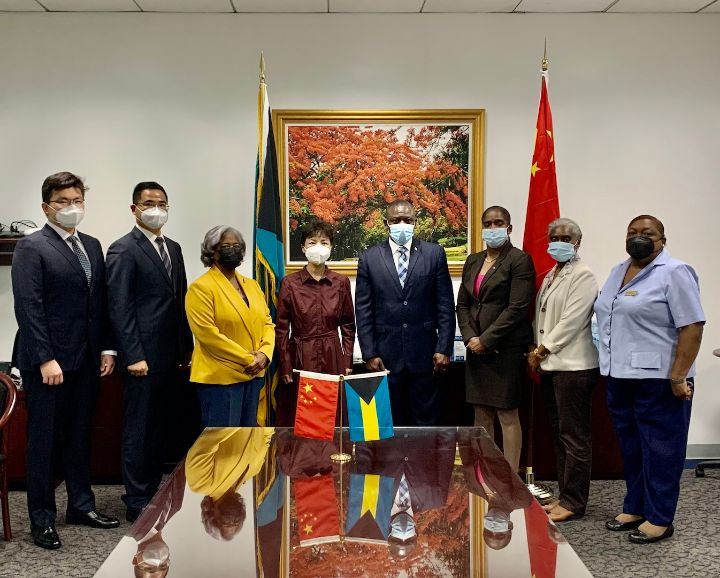 China_Donates_Medical_Supplies_to_The_Bahamas_-_July_28__2021_1.jpg